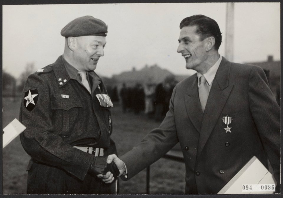Amerikaanse onderscheidingen voor nederlandse koreaveteranen, Bestanddeelnr 094-0086