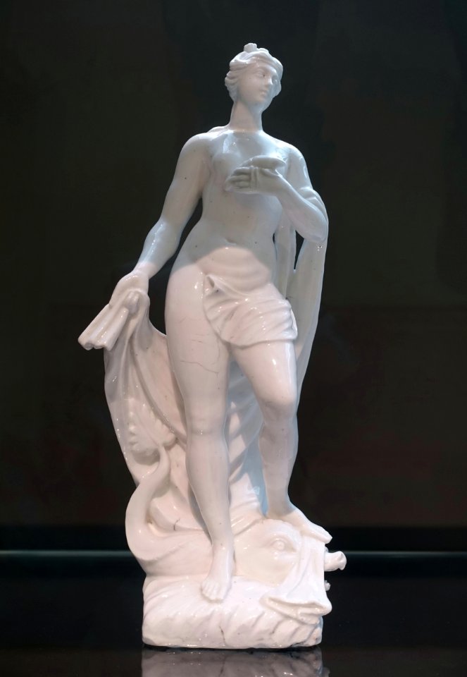 Amphitrite holding a lobster, Mennecy Porcelain Factory, c. 1750, soft-paste porcelain - Wadsworth Atheneum - Hartford, CT - DSC05396