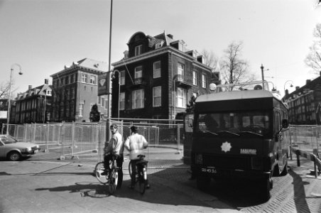 Amerikaanse consulaat op Museumplein in Amsterdam waarschijnlijk weer open, en i, Bestanddeelnr 932-0789