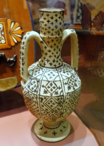 Amphora, Tangier and Fas, Morocco, late 1800s, clay, glaze, resin - National Museum of Natural History, United States - DSC00416