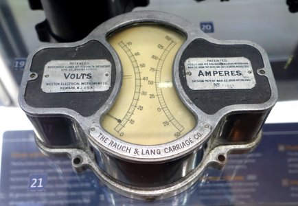 Amp and Voltmeter, Rauch & Lang Carriage Co., Weston Electrical Instrument Co., Newark, NJ, c. 1900 - Museum of Science and Industry (Chicago) - DSC06553