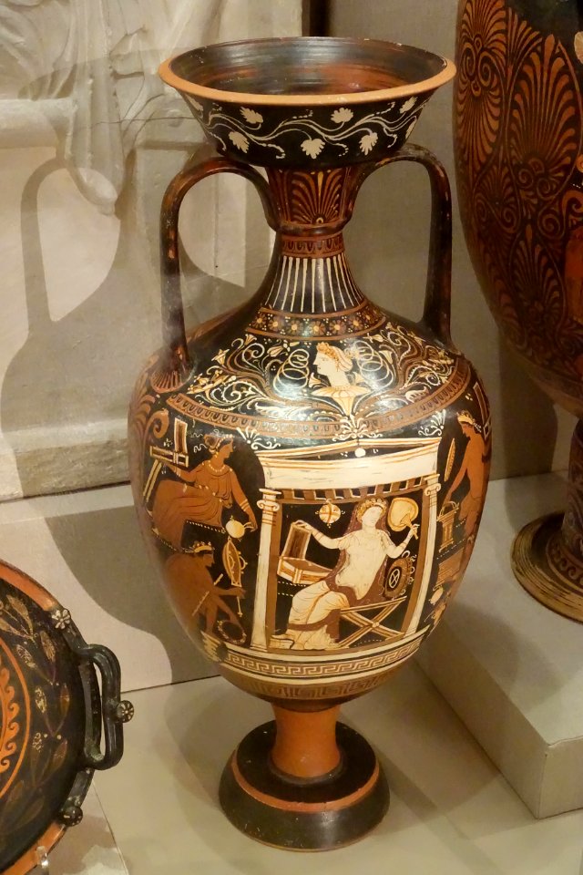 Amphora, storage jar by Baltimore Painter, Apulian red figure, Greece, 330-320 BC, terracotta - Spurlock Museum, UIUC - DSC05795