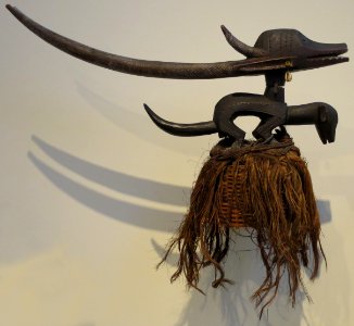 Antelope dance headdress, Bamana or Bambara people, Honolulu Museum of Art, 4377.1