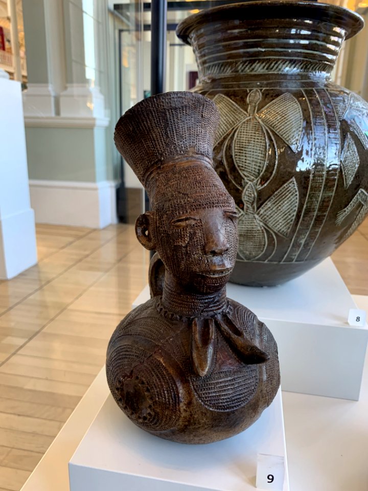 Anthropomorphic jug, Mangbetu, Democratic Republic of the Congo, early 20th century, photo 2