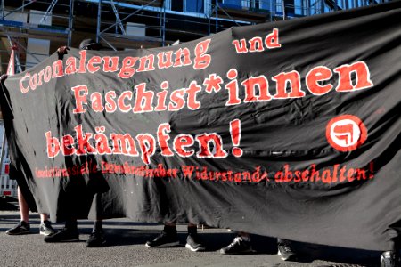 Antifascist demonstration against KDW in Berlin-Wedding 2020-07-31 04