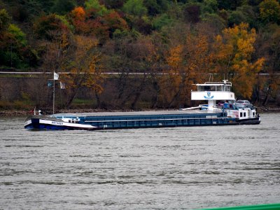 Antares, ENI 04024640 on the Rhine river between Koblenz and the Loreley, pic2
