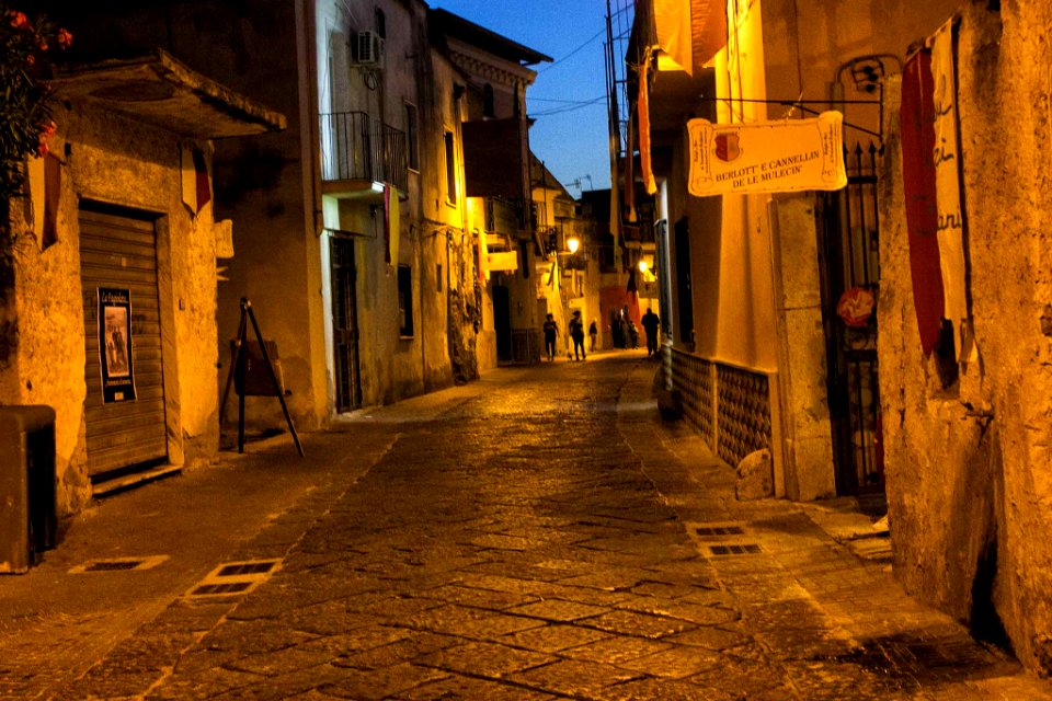 Antichi Borghi (230174867)