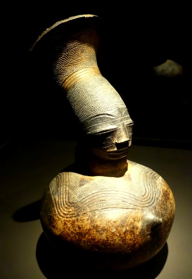 Anthropomorphic palm wine vessel, Democratic Republic of the Congo, Mangbetu, 20th century AD, ceramic - Ethnological Museum, Berlin - DSC02195
