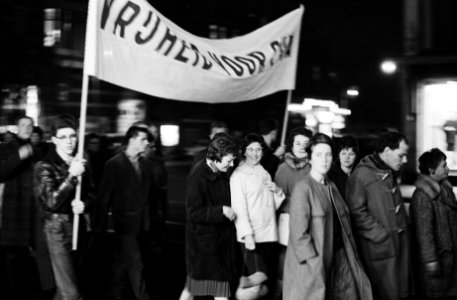 Anti Cuba-blokkade demonstratie in Amsterdam, Bestanddeelnr 914-4457