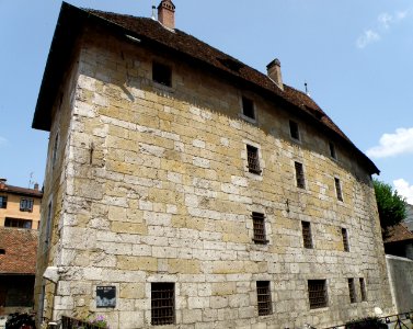 Annecy Palais de l'Isle 8