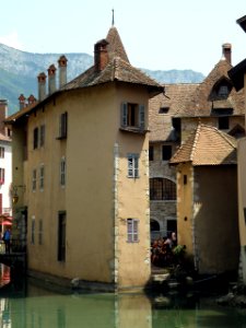 Annecy Palais de l'Isle 15