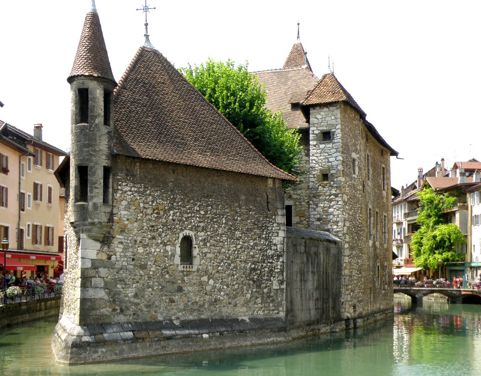 Annecy Palais de l'Isle 4