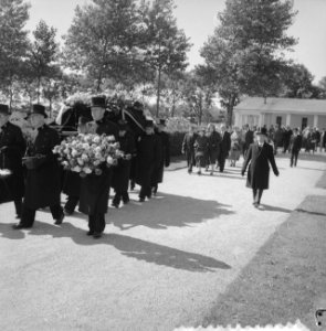 Anna Blaman begraven, Bestanddeelnr 911-4309