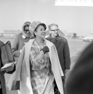 Anneke Grönloh naar Kopenhagen vertrokken voor Eurovisie Songfestival 1964, Anne, Bestanddeelnr 916-1911