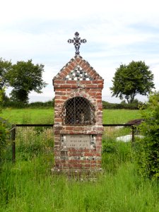 Anor (Nord, Fr) chapelle J.C., N.D. de Lourdes, St.Gerit (circuit chapelles)