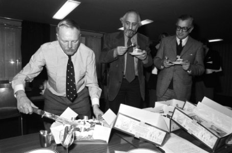 Anne Vondeling (PvdA), Cees Berkhouwer (VVD), Paul Janssen (PPR) en Arend de Goe, Bestanddeelnr 930-1424