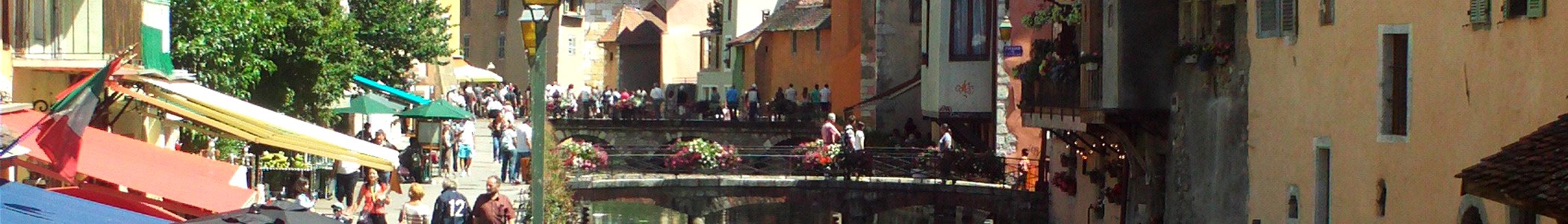 Annecy banner Streetscape