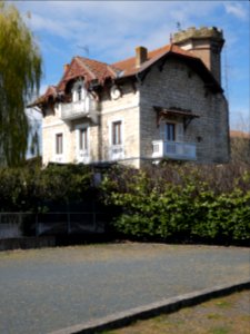 Anse - Chemin du Divin - Maison à la tour