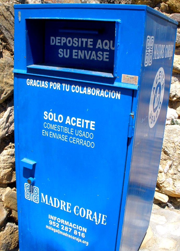 Antequera - Contenedores de reciclaje 5