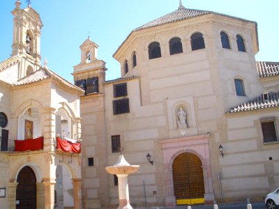 Antequera - Convento de Santa Eufemia e Iglesia de Santiago Apóstol