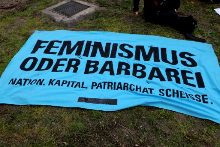 Antifascists on Memhardstraße Berlin 2020-05-16 24