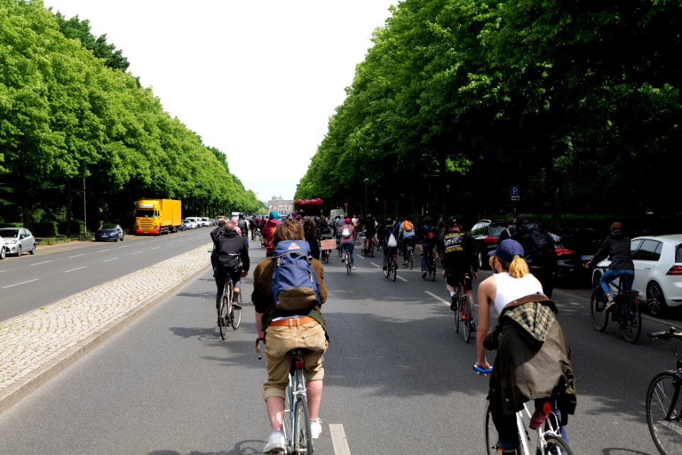 Antifascist RCC bicycle demonstration Berlin 2020-05-23 35