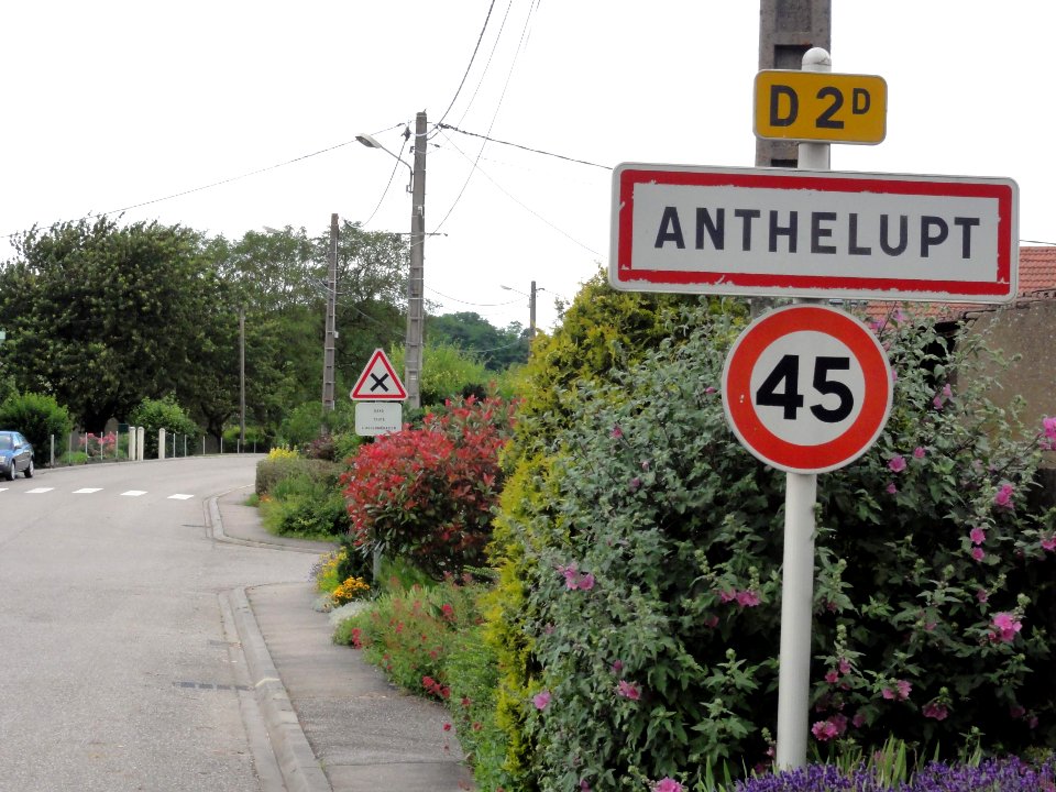 Anthelupt (M-et-M) city limit sign