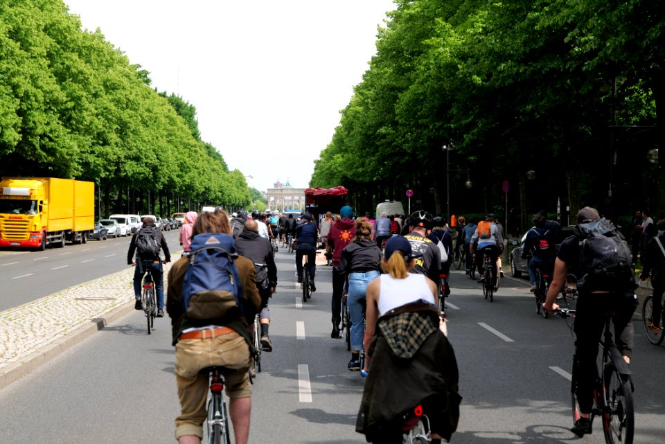 Antifascist RCC bicycle demonstration Berlin 2020-05-23 36