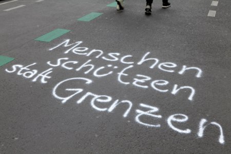 Antifascists in Schendelpark Berlin 2020-05-16 16