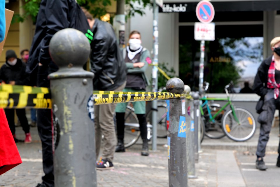 Antifascists in Schendelpark Berlin 2020-05-16 01