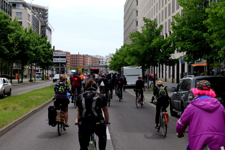 Antifascist RCC bicycle demonstration Berlin 2020-05-23 46
