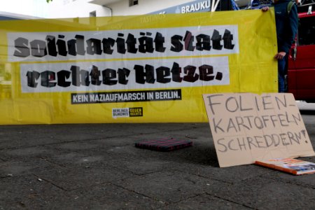 Antifascists on Memhardstraße Berlin 2020-05-16 17