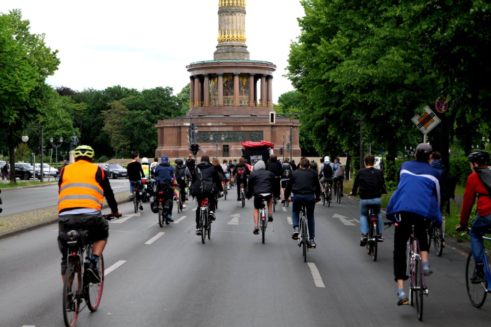 Antifascist RCC bicycle demonstration Berlin 2020-05-30 30