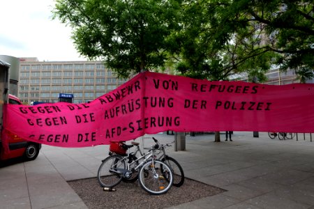 Antifascists on Alexanderplatz Berlin 2020-05-16 13