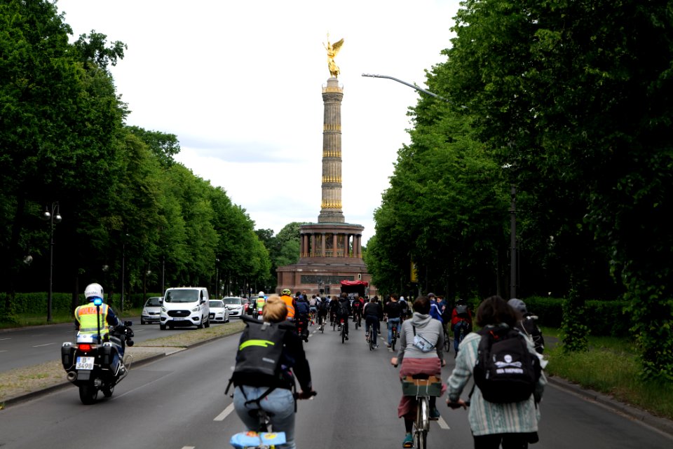 Antifascist RCC bicycle demonstration Berlin 2020-05-30 29