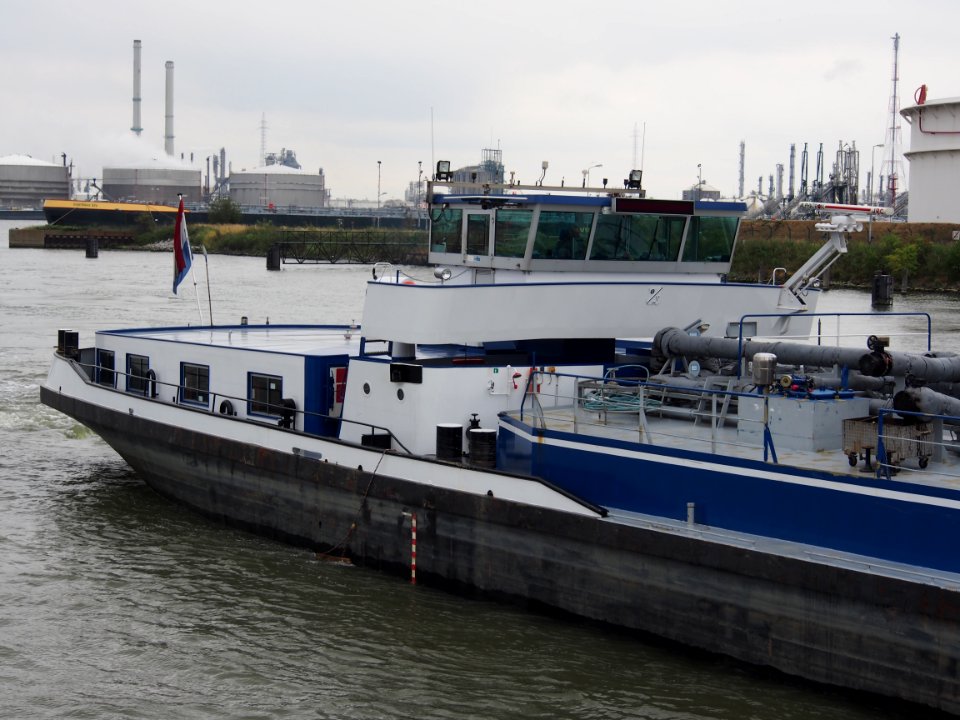 Antonie - ENI 02318724, Van Cauwelaersluis, Port of Antwerp pic4