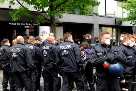 Antifascists in Schendelpark Berlin 2020-05-16 12