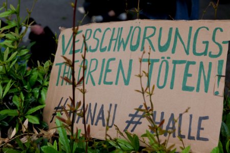 Antifascists on Memhardstraße Berlin 2020-05-16 20