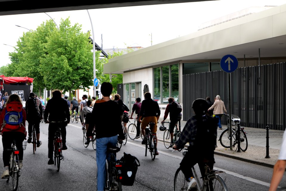 Antifascist RCC bicycle demonstration Berlin 2020-05-30 39