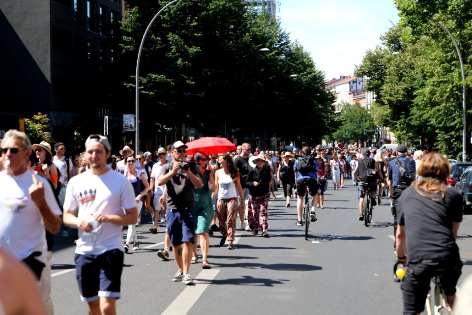 Antifascist bicycle demonstration Berlin 2020-08-01 03