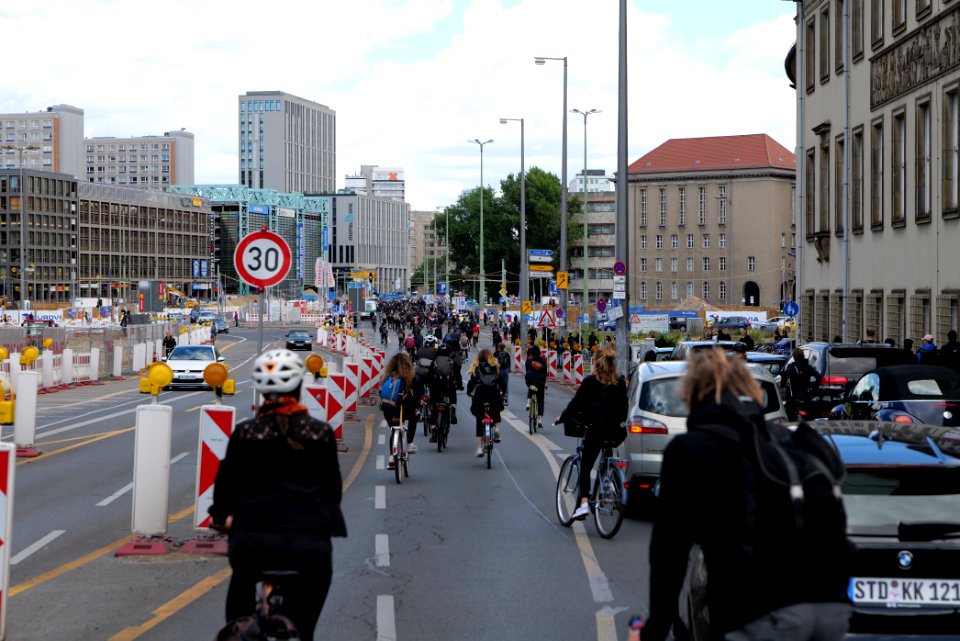 Antifascist bicycle demonstration Berlin 2020-06-06 50