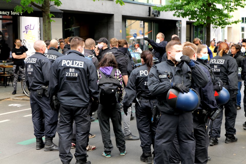 Antifascists in Schendelpark Berlin 2020-05-16 13