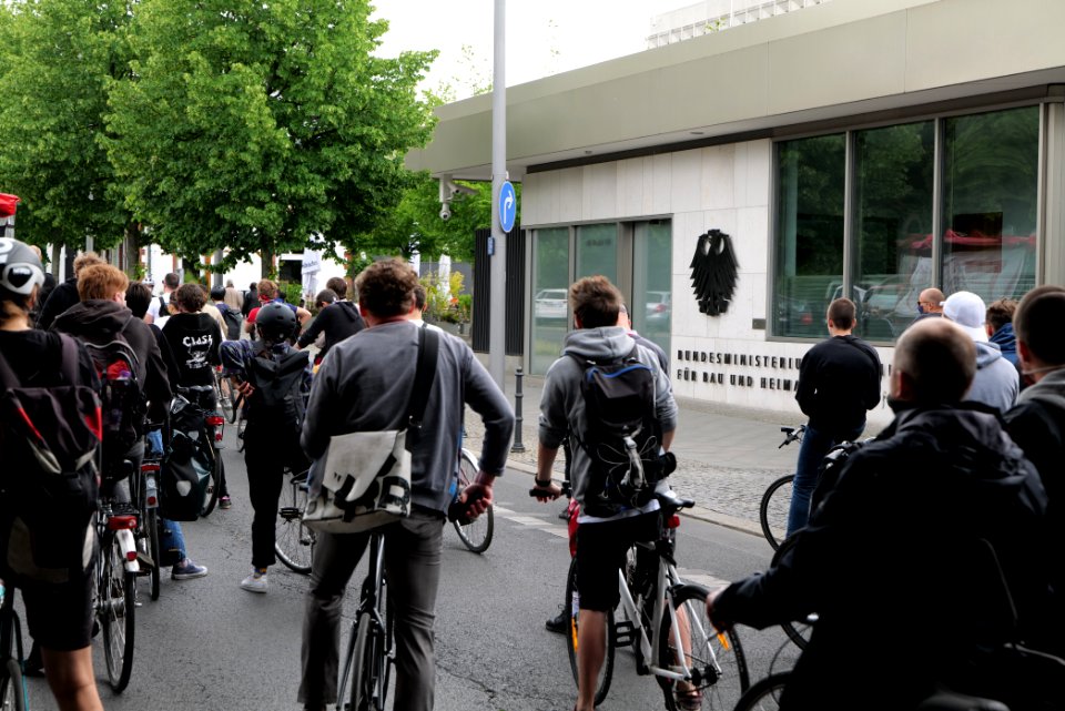 Antifascist RCC bicycle demonstration Berlin 2020-05-30 41