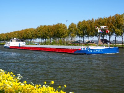 Antonie , ENI 02330094 at the Amsterdam-Rhine canal, pic2