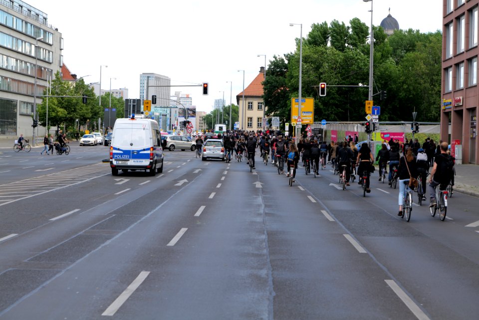 Antifascist bicycle demonstration Berlin 2020-06-06 48