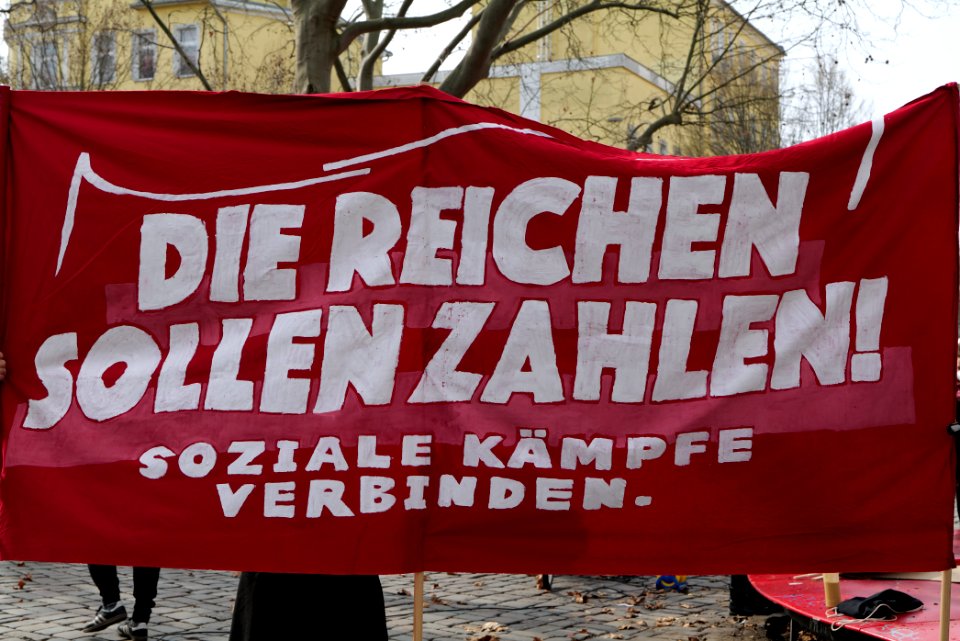 Antifascist protest Berlin Nettelbeckplatz 2021-03-28 03
