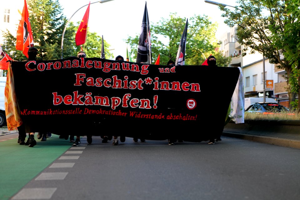 Antifascist demonstration against KDW in Berlin-Wedding 2020-07-31 47
