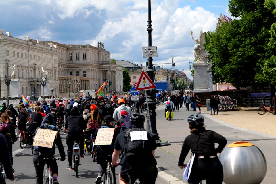 Antifascist bicycle demonstration Berlin 2020-06-06 11