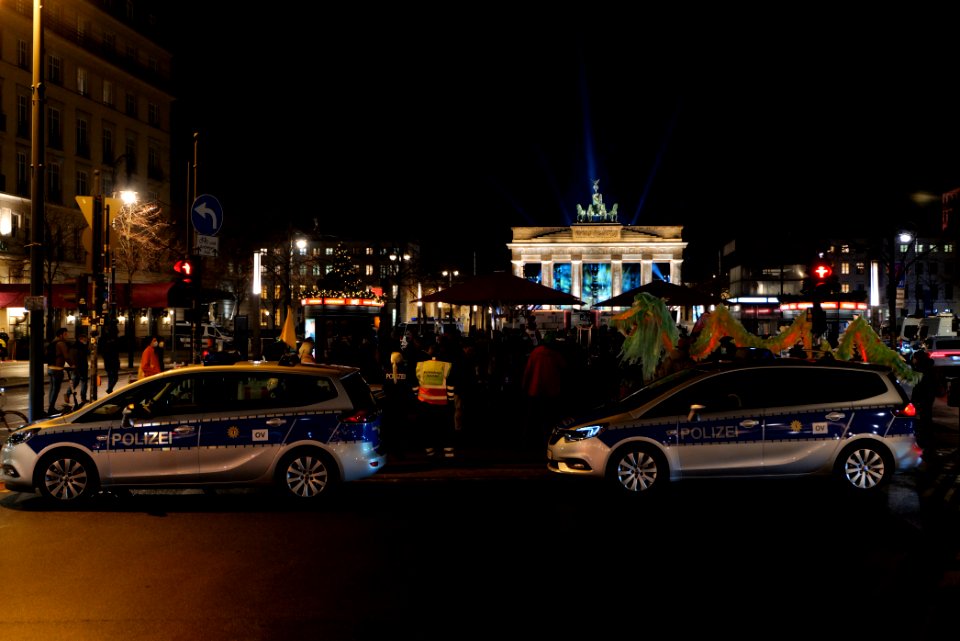 Antifascist bicycle demonstration Berlin 2020-12-30 at Pariser Platz 18