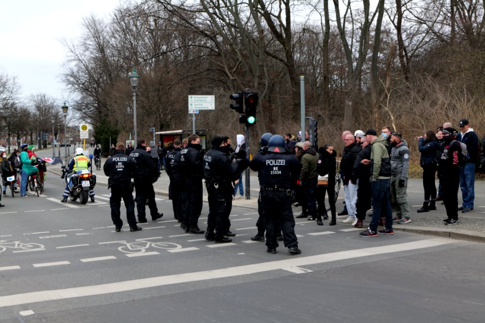 Antifascist bicycle demonstration Berlin 2021-03-20 24